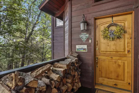 Exterior - 264 Old Toll Rd, Lake Arrowhead, CA 92352 photo 1 of 10