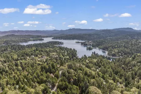 View/Area - 264 Old Toll Rd, Lake Arrowhead, CA 92352 photo 4 of 4