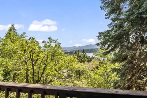 View/Area - 264 Old Toll Rd, Lake Arrowhead, CA 92352 photo 1 of 4