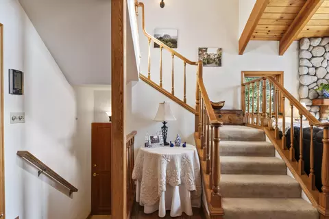 Entry Way - 264 Old Toll Rd, Lake Arrowhead, CA 92352 photo 3 of 4