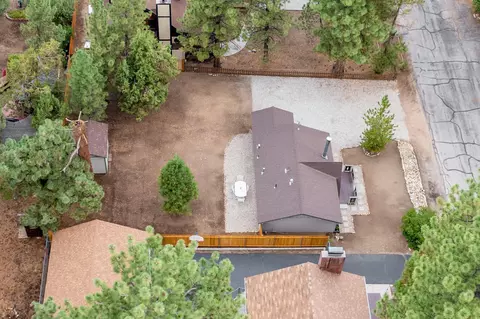 View/Area - 241 Turlock Dr, Big Bear City, CA 92314 photo 2 of 3