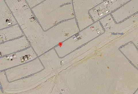 2220 Harbor Dr, Thermal, CA 92274