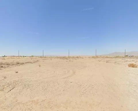 2479 Azure Ave, Thermal, CA 92274