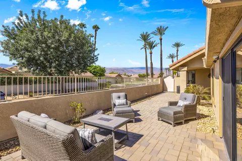 103 Verde Way, Palm Desert, CA 92260