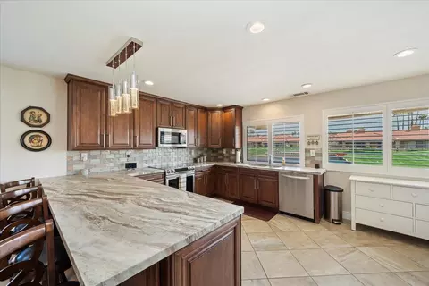 57 Conejo Cir, Palm Desert, CA 92260