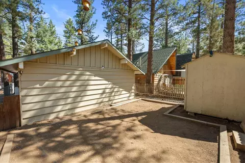 2060 2nd Ln, Big Bear City, CA 92314 photo 20