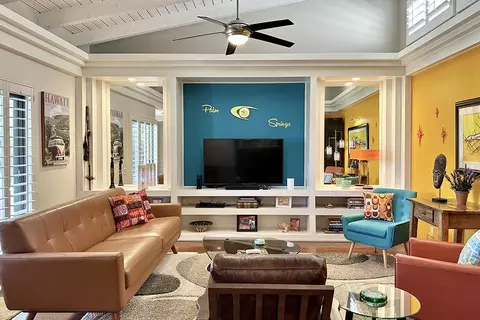 1621 S Cerritos Dr, Palm Springs, CA 92264