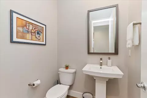 Bath - 82440 Crane Dr, Indio, CA 92201 photo 1 of 3