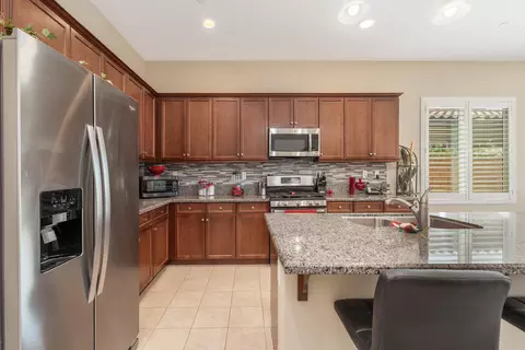 Kitchen - 85571 Adria Dr, Indio, CA 92203 photo 2 of 4