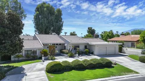78805 Saint Thomas Dr, Bermuda Dunes, CA 92203