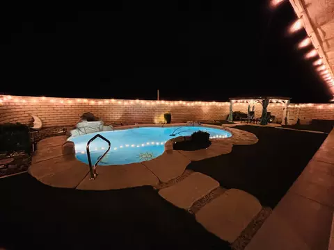 Exterior - 15020 Choco Rd, Apple Valley, CA 92307 photo 10 of 18