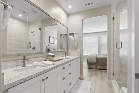 Bath - 51475 Whiptail Dr, Indio, CA 92201 photo 2 of 2