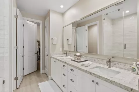 Bath - 51475 Whiptail Dr, Indio, CA 92201 photo 1 of 2