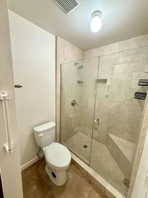 Bath - 49083 Barrymore St, Indio, CA 92201 photo 2 of 3