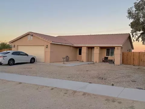 2776 Stardust Ave, Thermal, CA 92274