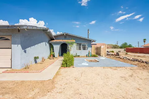13576 La Mesa Dr, Desert Hot Springs, CA 92240