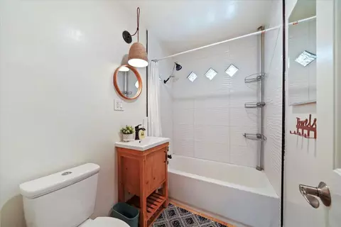 Bath - 51426 Eisenhower Dr, La Quinta, CA 92253 photo 1 of 1