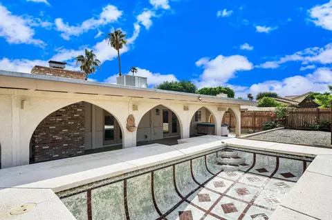 Exterior - 79740 Camelback Dr, Bermuda Dunes, CA 92203 photo 3 of 3