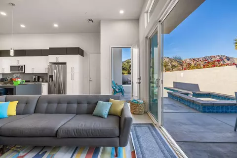 53700 Eisenhower Dr, La Quinta, CA 92253