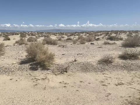 2240 Panorama Ave, Thermal, CA 92274 photo 7