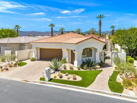 679 Mesa Grande Dr, Palm Desert, CA 92211