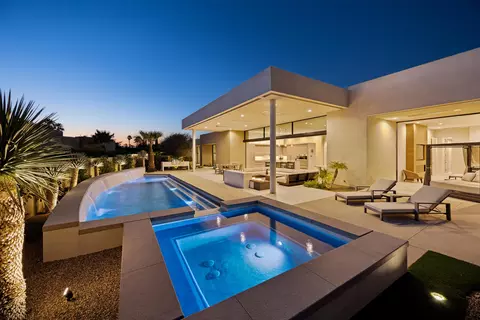 8 Sterling Ridge Dr, Rancho Mirage, CA 92270