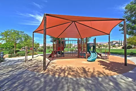 View/Area - 43597 Spiaggia Pl, Indio, CA 92203 photo 11 of 15
