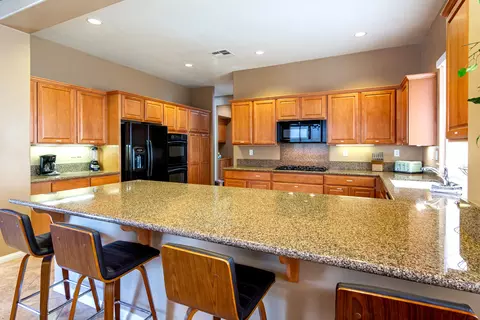 Kitchen - 43597 Spiaggia Pl, Indio, CA 92203 photo 2 of 2