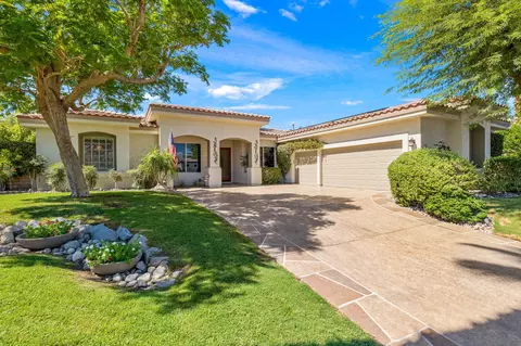 11 Hillcrest Dr, Palm Desert, CA 92260