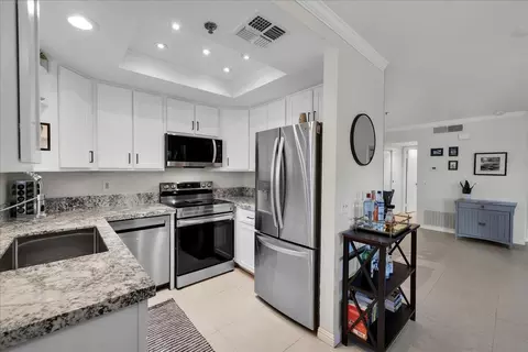 2700 Lawrence Crossley Rd, Palm Springs, CA 92264