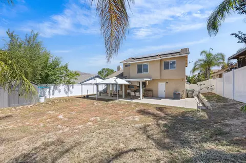 Exterior - 26831 Eagle Run St, Corona, CA 92883 photo 4 of 5