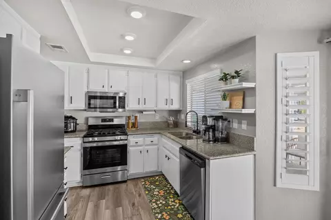 Kitchen - 26831 Eagle Run St, Corona, CA 92883 photo 2 of 3