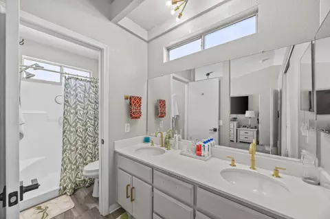 Bath - 26831 Eagle Run St, Corona, CA 92883 photo 2 of 4
