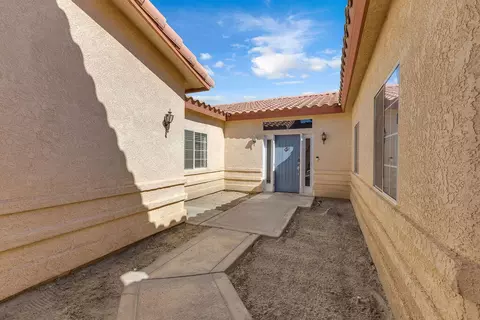 Entry Way - 82210 Vandenberg Dr, Indio, CA 92201 photo 1 of 2
