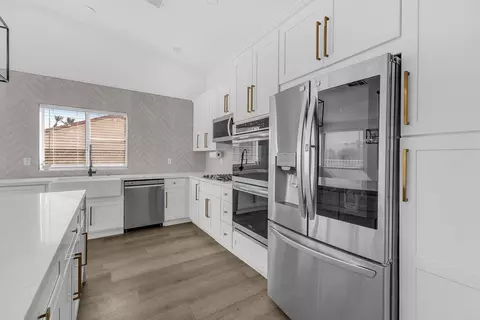 Kitchen - 82210 Vandenberg Dr, Indio, CA 92201 photo 9 of 9