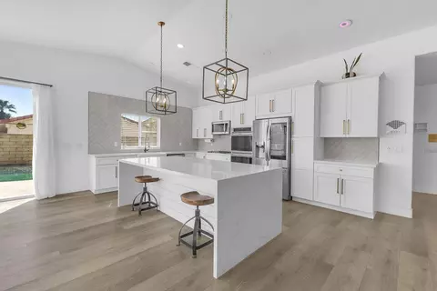 Kitchen - 82210 Vandenberg Dr, Indio, CA 92201 photo 2 of 9