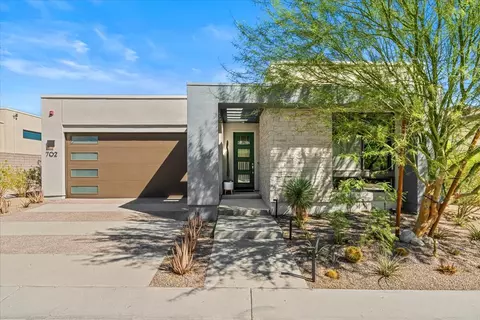 702 Fountain Dr, Palm Springs, CA 92262
