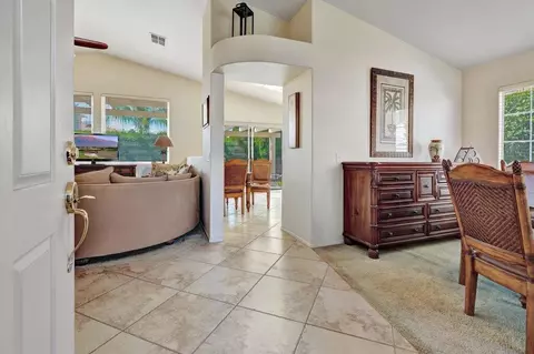 269 Strada Nova, Palm Desert, CA 92260 photo 4