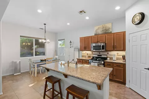 Kitchen - 82607 Castleton Dr, Indio, CA 92203 photo 1 of 2