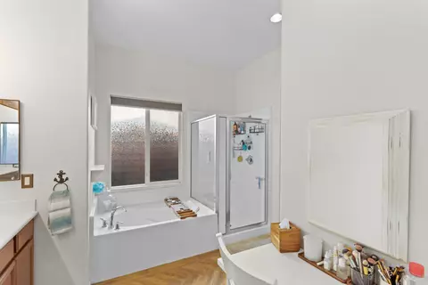 Bath - 82607 Castleton Dr, Indio, CA 92203 photo 3 of 5