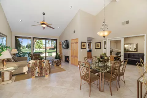 240 Santa Barbara Cir, Palm Desert, CA 92260