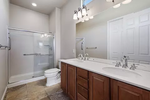Bath - 81664 Avenida Contento, Indio, CA 92203 photo 1 of 2
