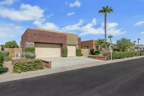 48749 Renewal St, Indio, CA 92201 photo 2