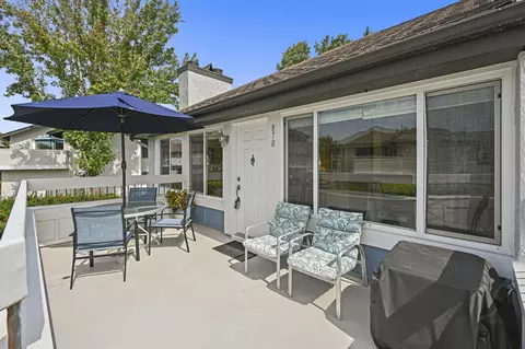 870 Ginger Ave, Carlsbad, CA 92011 photo 2