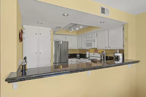 870 Ginger Ave, Carlsbad, CA 92011 photo 15