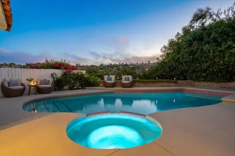 5046 Golden Arrow Dr, Rancho Palos Verdes, CA 90275