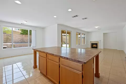 Living - 84344 Canzone Dr, Indio, CA 92203 photo 6 of 7