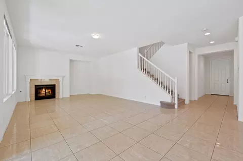 Living - 84344 Canzone Dr, Indio, CA 92203 photo 5 of 7
