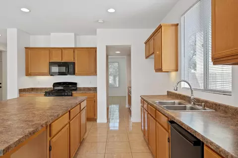 Kitchen - 84344 Canzone Dr, Indio, CA 92203 photo 3 of 3