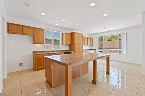 Kitchen - 84344 Canzone Dr, Indio, CA 92203 photo 2 of 3